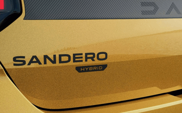 Dacia a deschis comenzile pentru primul Sandero Stepway Hybrid 155