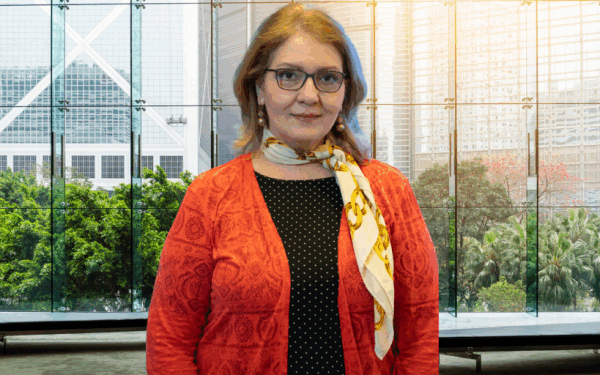 Elena Badea (Valoria): Cum să creezi echipe cu gândire critică
