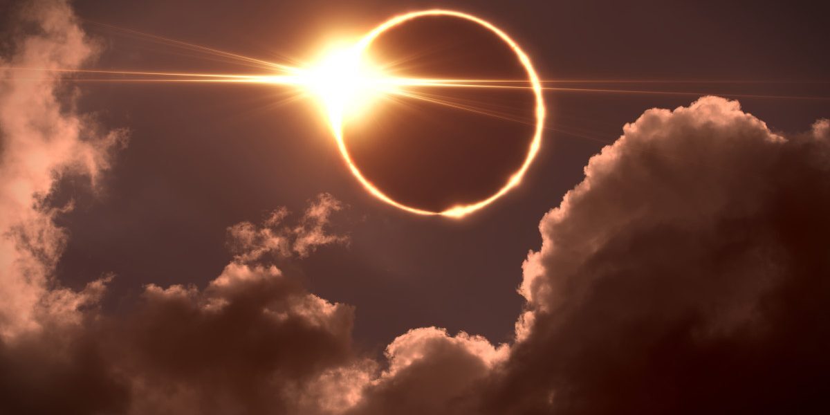 Eclipsă Soare 12 august: Unde o vezi cel mai bine în România