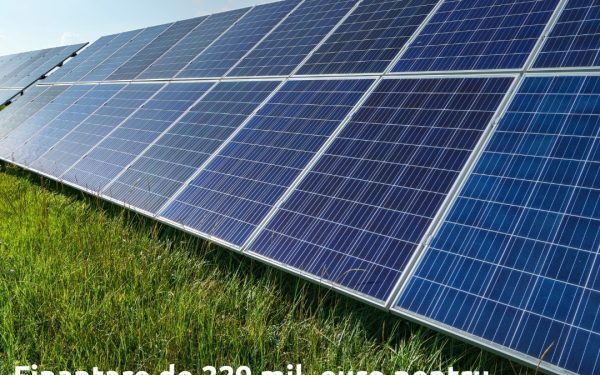 Exim Bank, la MASA PROIECTULUI SOLAR PĂRĂU 2