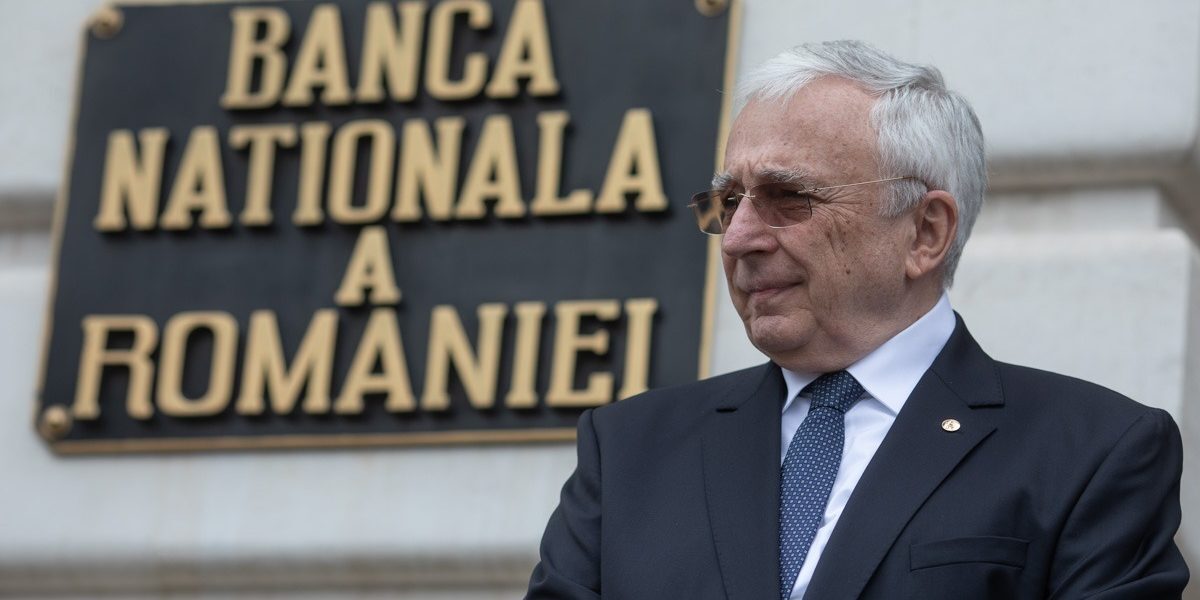 BNR: Leul va rămâne flexibil, plutește unde trebuie
