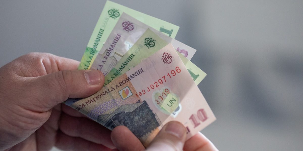 Sindicaliști sanitari, furioși: 94% din angajați pierd creșteri salariale
