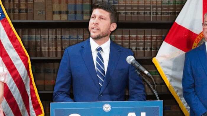 Florida: braconaj lângă case, infracțiune gravă propusă