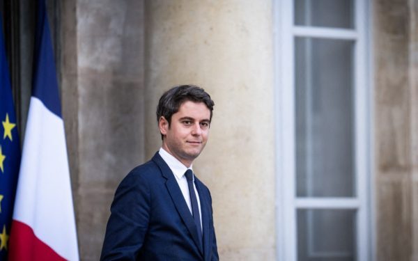 Alertă în Franța înaintea alegerilor prezidențiale. Fostul premier Gabriel Attal reclamă „o ingerință provenită din rețele rusești”