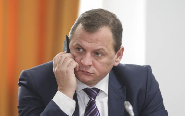 Educația tace în cazul doctoratului lui VLĂSE. SIE e implicat