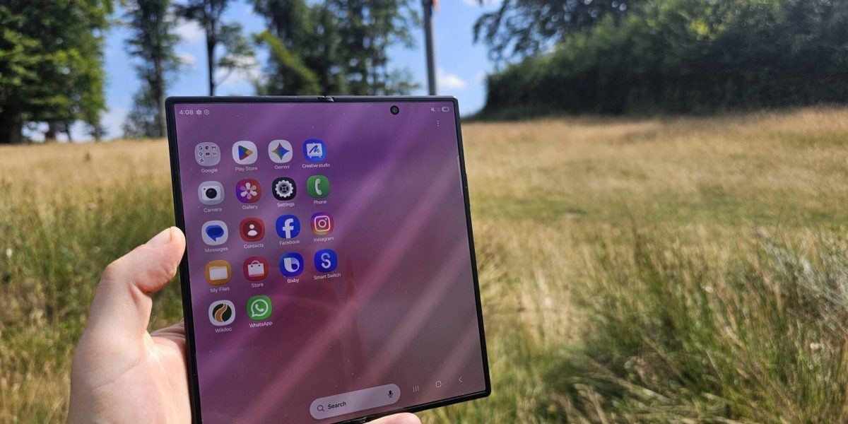 Samsung Z Fold8 pe Via Transilvanica: test extremal