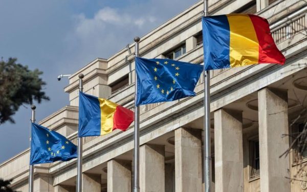 Bolojan lansează „Diaspora Investește Acasă”: Românii din străinătate, sprijiniți să afaceri în țară