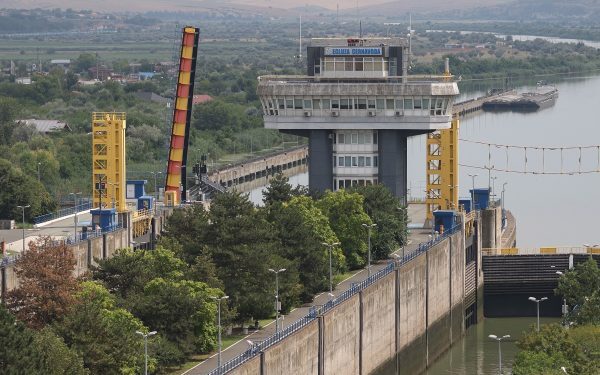 Cernavodă 2: Funcționează 9 zile. Dunărea a crescut