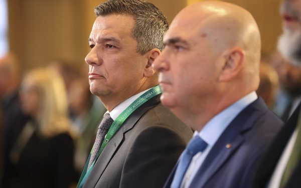 Bolojan, acuzații dure: Grindeanu, dosar Dunărea blocat patru ani