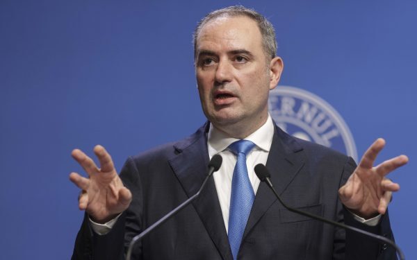 Nazare, premierul dorit de piețe, evită răspunsul clar