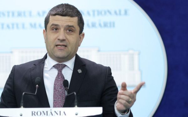 Miruță lămurește dronele Bayraktar și avionul de vânătoare în Vaslui