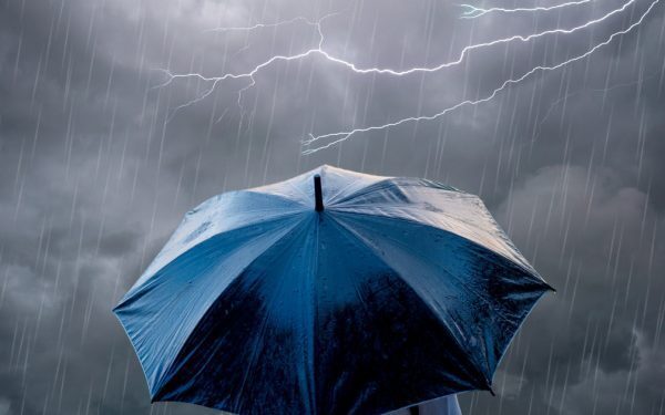 Furtuni cu grindină: ANM anunță cod galben. Ce se întâmplă la București