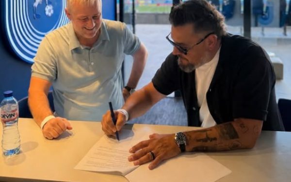 Bobonete, surprinzător, a semnat un nou contract
