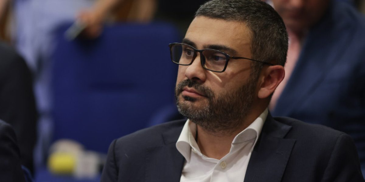 Manole acuză Guvernul: Bolojan vinovat pentru pierderea banilorPSD