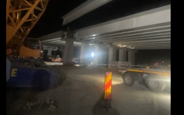 Autostrada București, pe final: Montată ultima grindă peste DN7