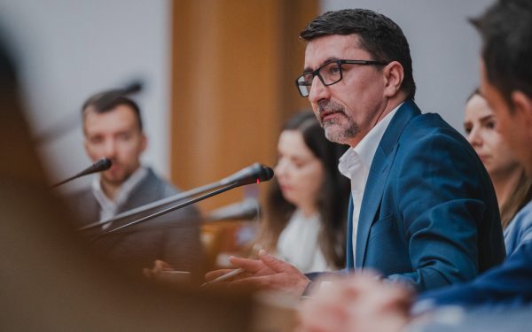 Turos (UDMR) cumpără trustul Fidesz din Transilvania, neagă implicarea UDMR