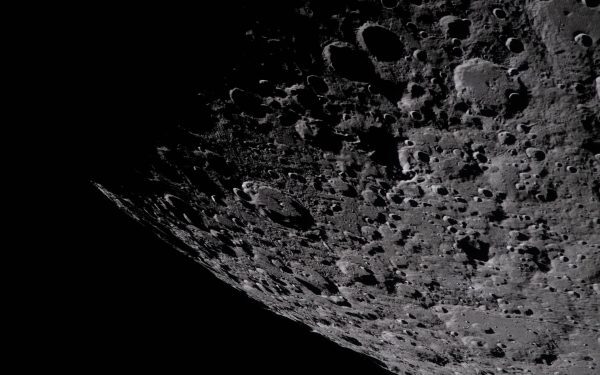Luna se numește: Noul crater SpaceX, imagini inedite