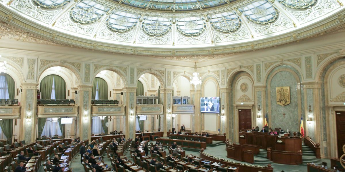 Legea Integrității, votată: Dezbatere aprinsă pe averile partenerilor