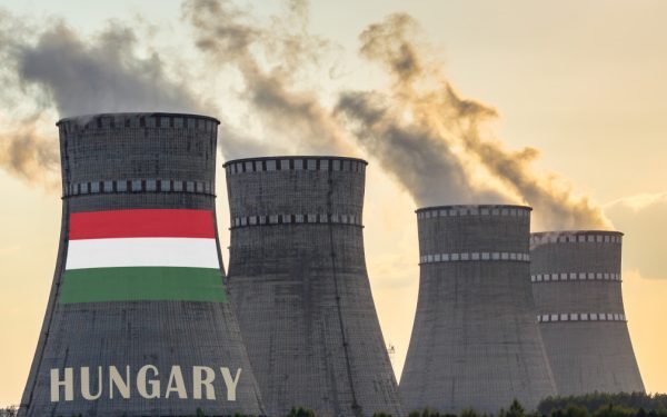Paks repornește turbina: Dunărea crește!
