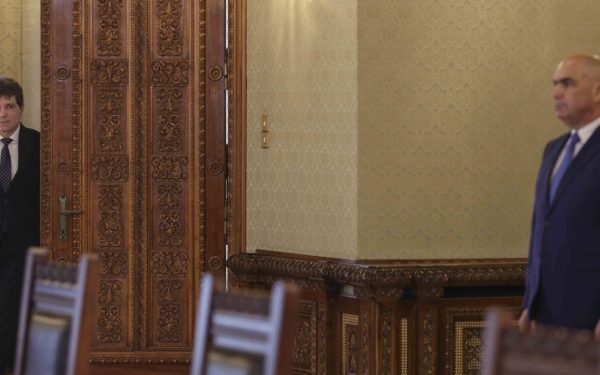 Nicușor Dan reunește politicienii la Cotroceni pentru Salarizare