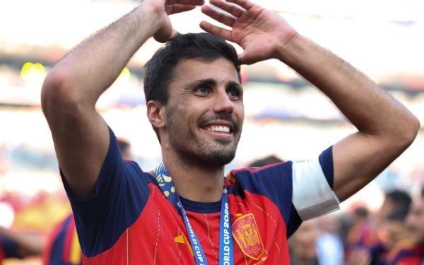 Barca dă 60 mil. € + bonusuri, City răspunde pe loc