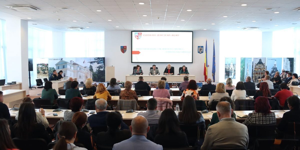 Arad: Opt consilieri au demisionat din cauza incompatibilității