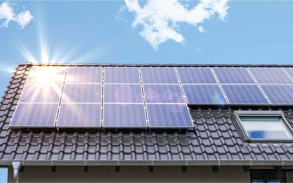 Panouri fotovoltaice: ce le rezervă viitorul după 25 de ani