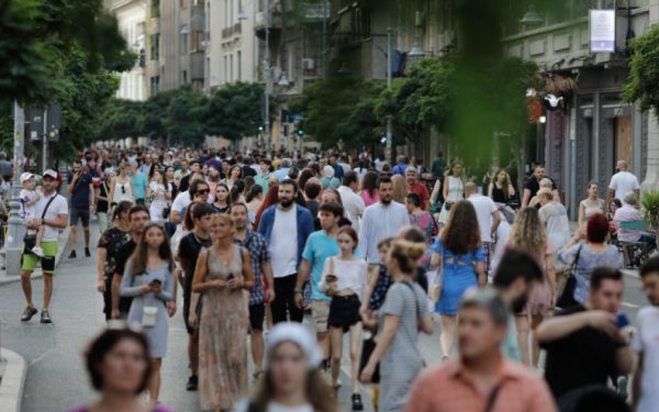 Românii, nemulțumiți: ce arată sondajul european