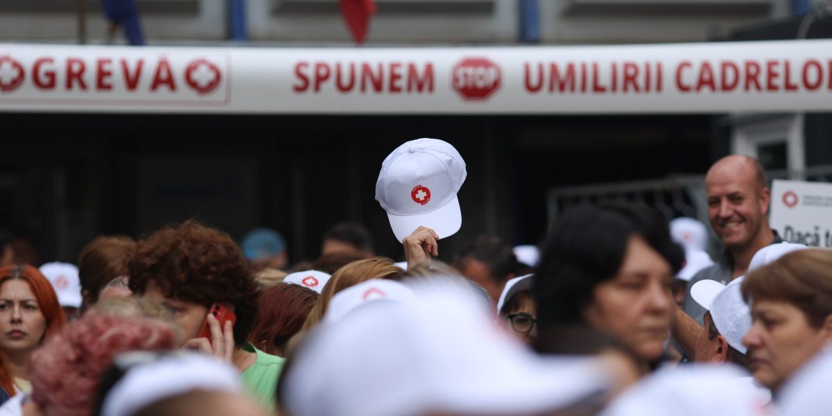 Sănătate: Sindicatele, prag minim pentru noua lege salarizare