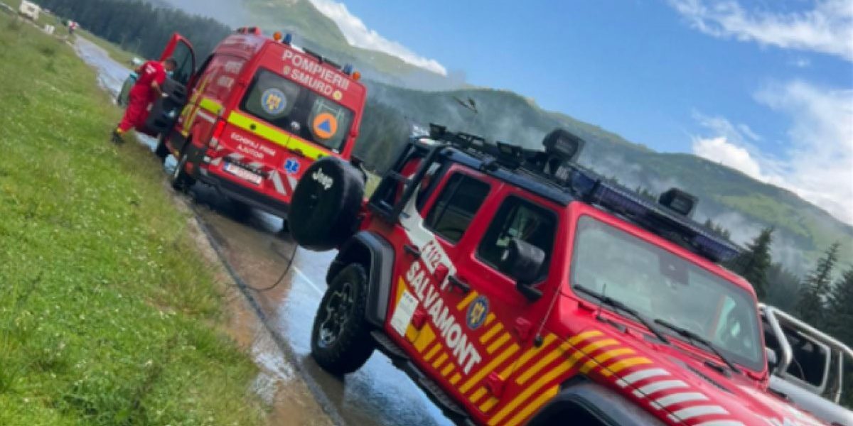 Bătrân pierdut 8 ore pe traseul spre Moldoveanu, salvat