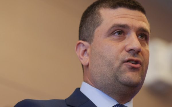 Miruță: Guvernul nu aduce ploaie pe Dunăre