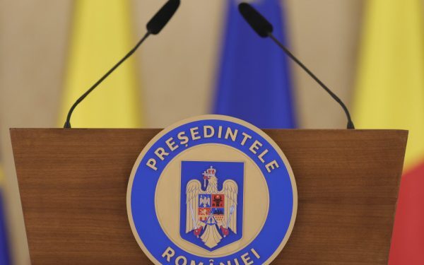 Nicușor Dan: Intervenție dură pe legea arienilor protejate