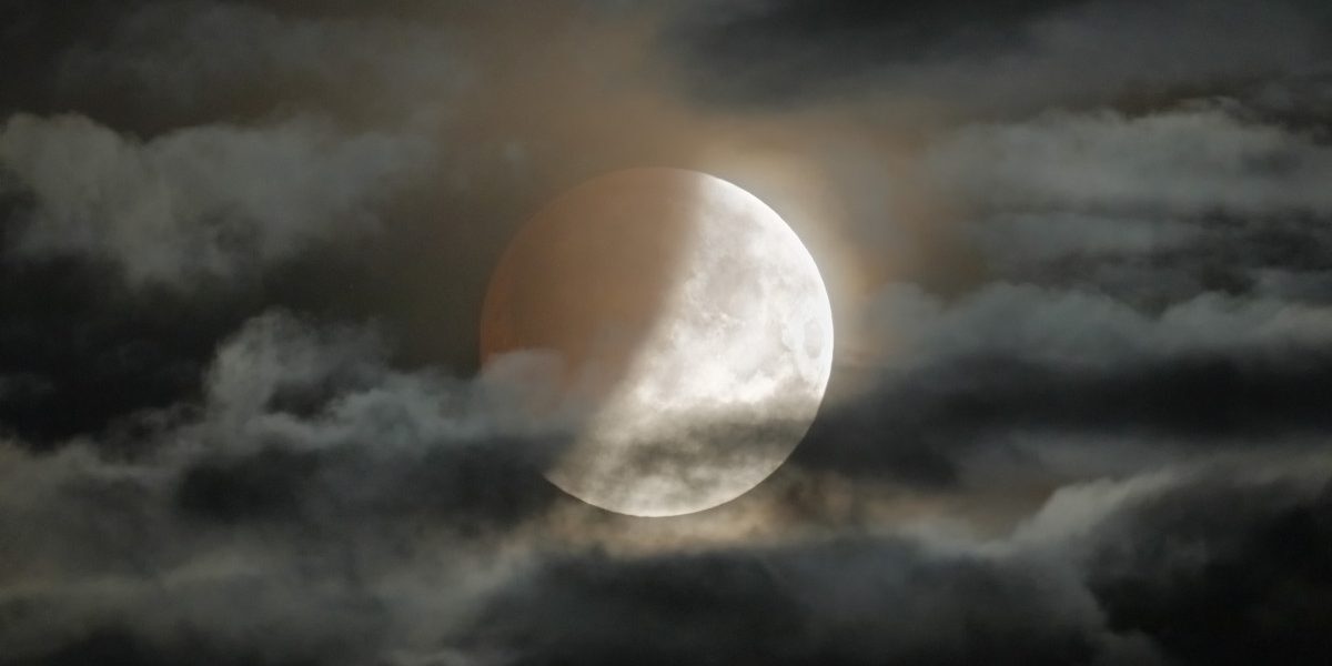 Eclipse Lună 28 august 2026: Când și de unde vedeți spectacolul pe cer