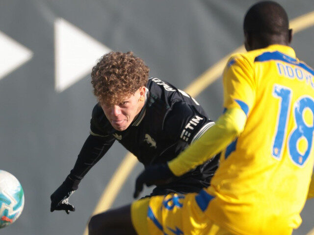 Frosinone ia jucător de la FCSB pentru SuperLigă