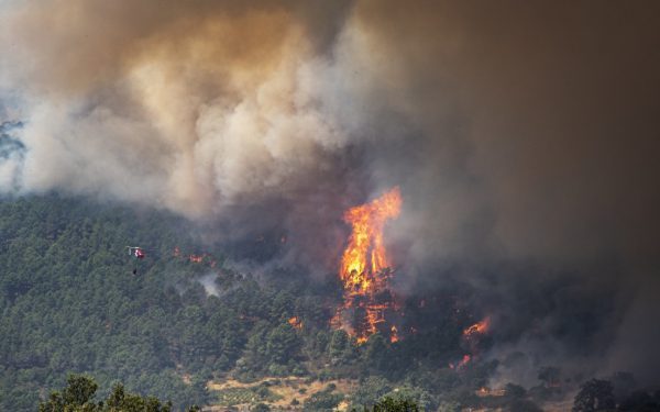 Alertă MAE: Valencia, cod roșu incendii. Recomandări stricte