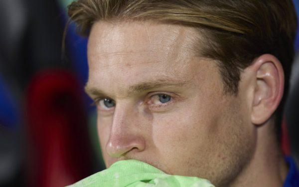 De Jong a refuzat Barcelona