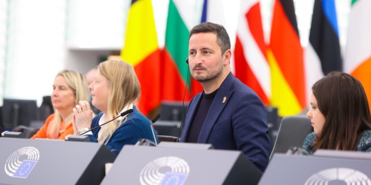 Ștefănuță cere Ungariei soluții pentru culturi maghiare din Transilvania
