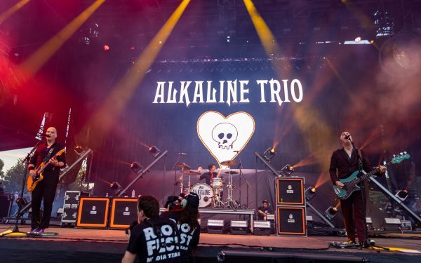 Black Flag și Alkaline Trio vin în România