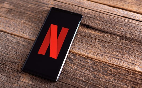 Disney+ și Netflix: Streaming gratis cu reclame, după scumpiri