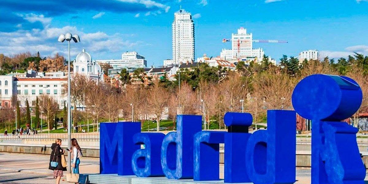 Românii fug din Spania: Câți au plecat deja