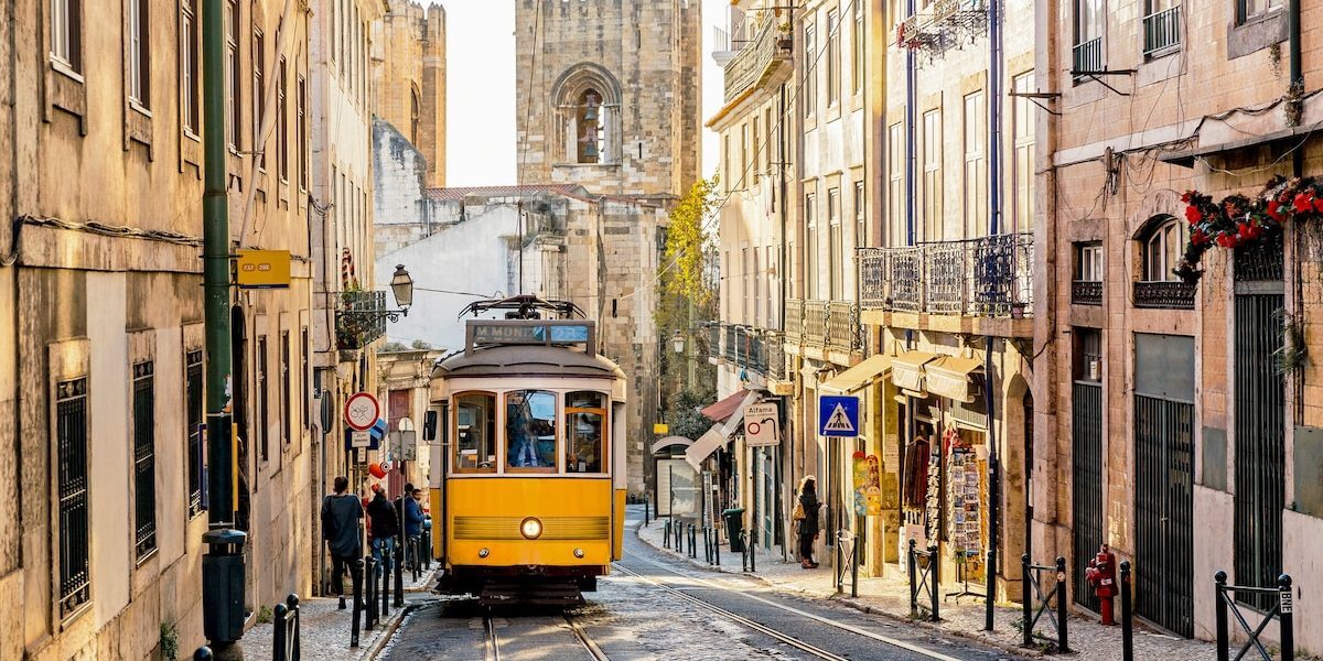 Cele mai bune orașe de mutat în 2026: Ghidul calității vieții