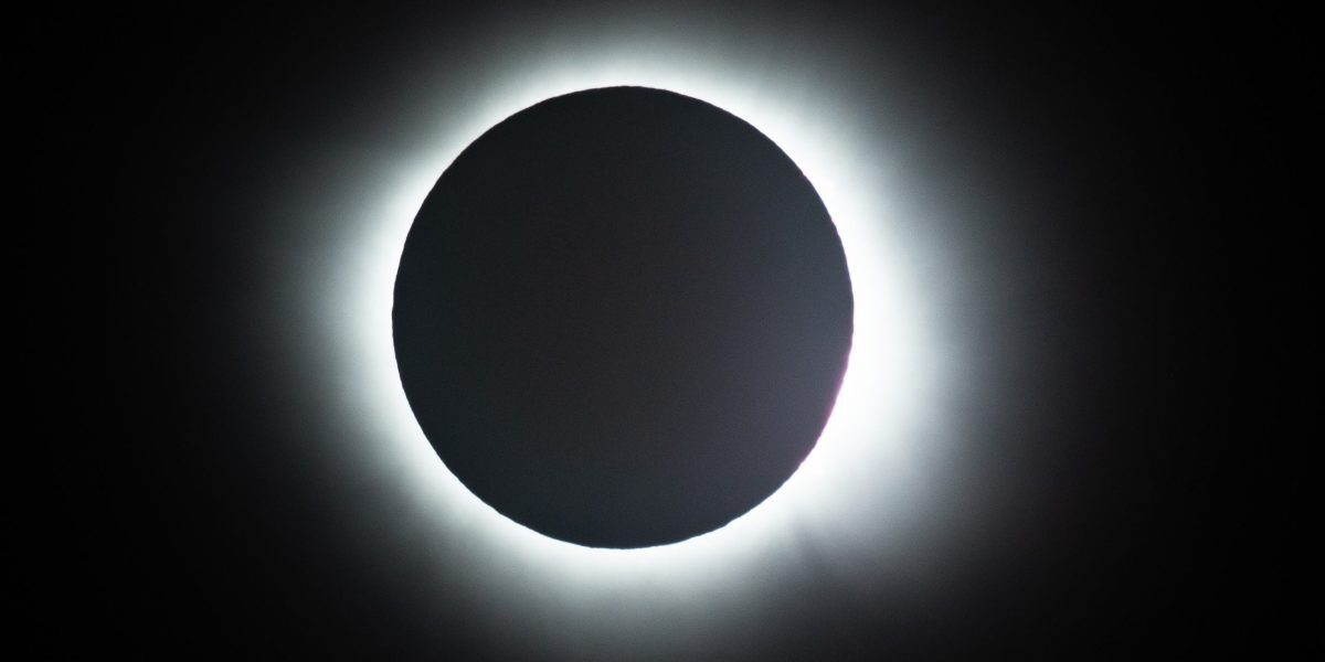 Eclipsa de Soare în România: Orașele unde vezi spectacolul și unde lipsește