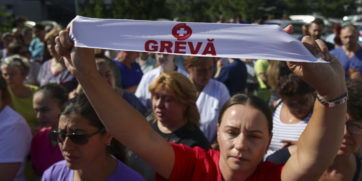 Grevă în Sănătate: Sindicatele acuză, Guvernul promite salarii nemodificate