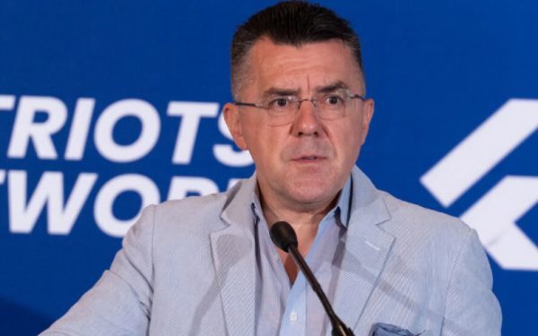 AUR, rușine la Parteneriatul Civil. Dungaciu: „E o idee”