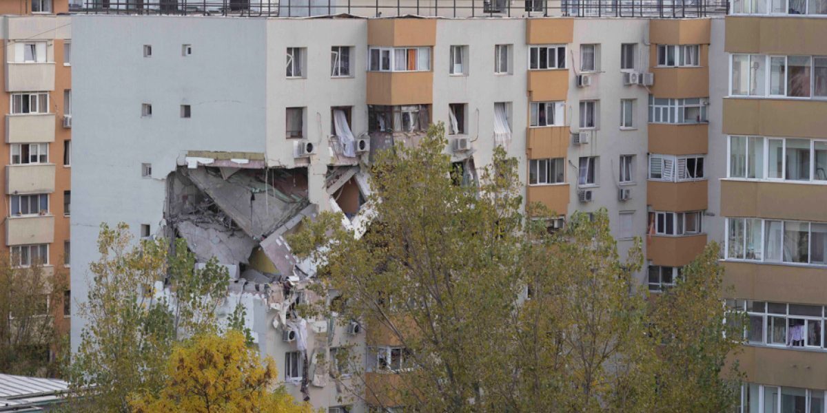 Rahova: 10 luni după explozie, locatarii tot fără case. Ciucu a cerut expertiză