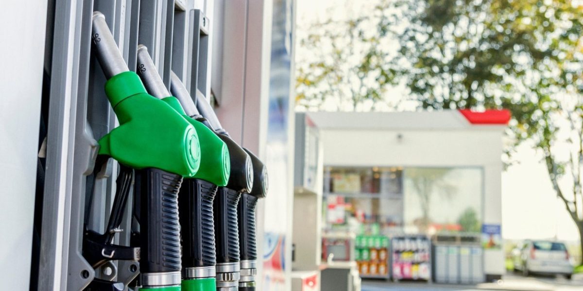 Motorina, mai scumpă decât kerosenul în Europa. Prețurile rămân sus