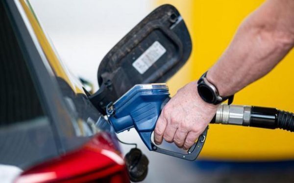 Motorina se ieftinește: Acciză redusă 20%