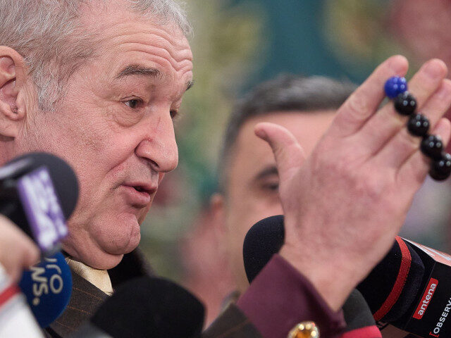 Becali scapă FCSB pe 7 milioane euro. Ofertă uriașă primită