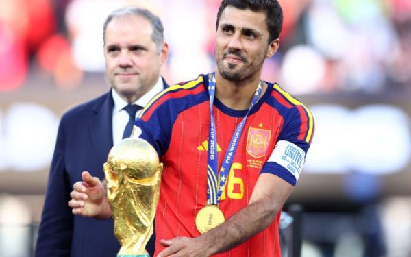 Real Madrid ripostează după „furtul” Barcelonei la Rodri