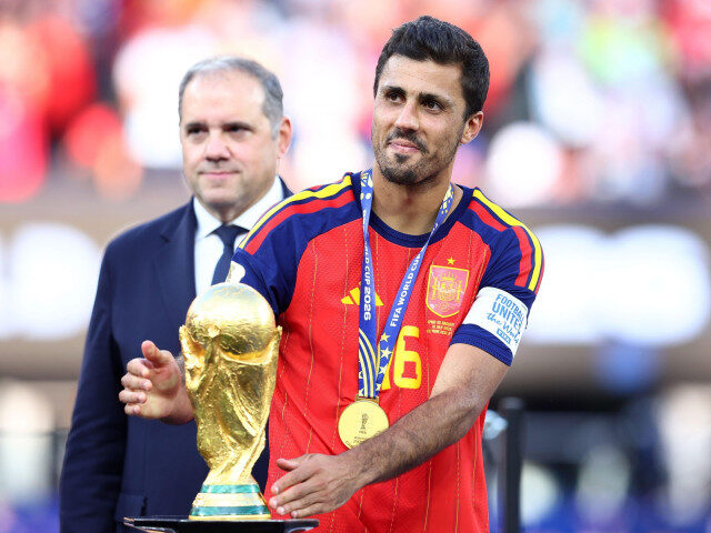 Real Madrid ripostează după „furtul” Barcelonei la Rodri